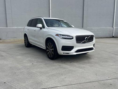 2023 Volvo XC90 B6 Core