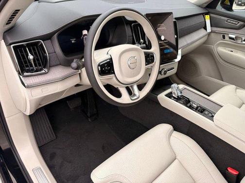 2026 Volvo XC90 Ultra Dark Theme, B6 AWD Gas (mild hybrid), Gasoline, 7 Seats