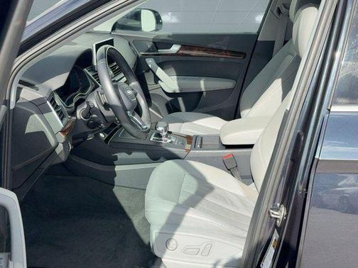 2018 Audi Q5 2.0T Premium Plus
