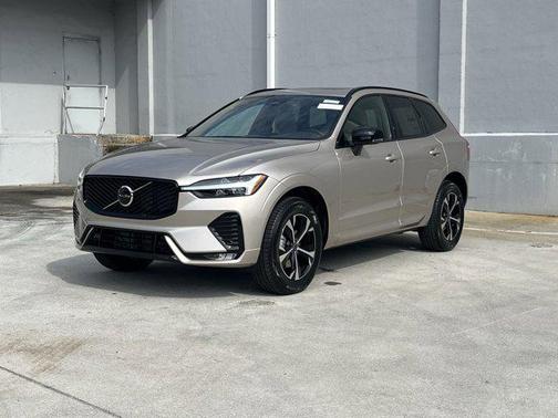 2026 Volvo XC60 B5 Core