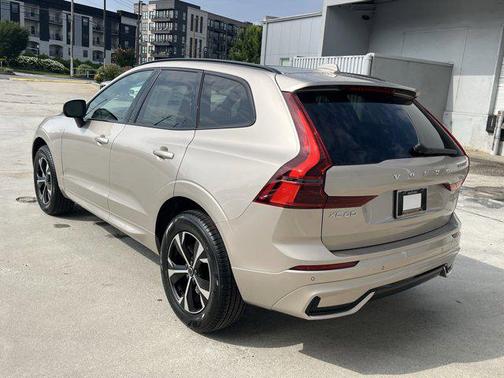 2026 Volvo XC60 B5 Core