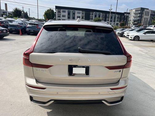 2026 Volvo XC60 B5 Core