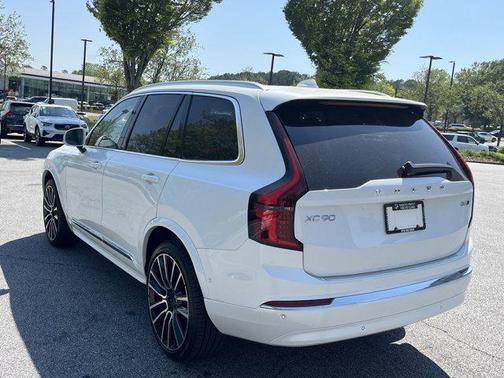2025 Volvo XC90 B6 Ultra