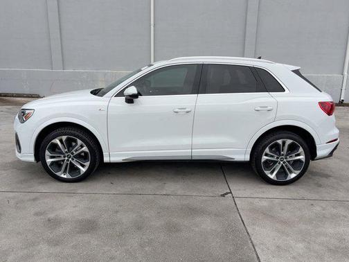 2021 Audi Q3 45 S line Premium Plus