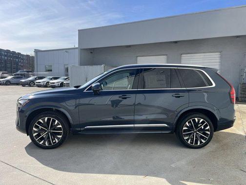 2025 Volvo XC90 Plug-In Hybrid T8 Ultra 7-Seater