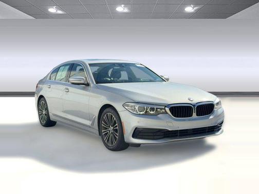 2019 BMW 530 530i