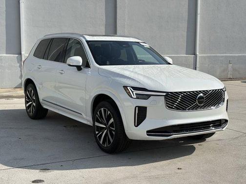 2026 Volvo XC90 B5 Core