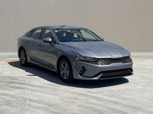 2023 Kia K5 LXS