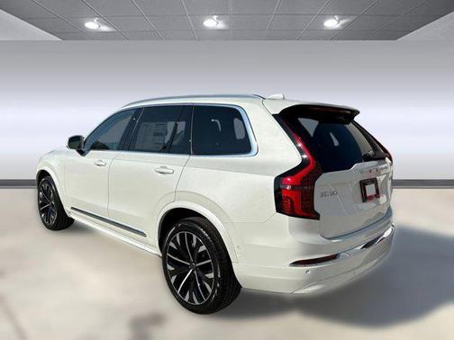 2026 Volvo XC90 B6 Ultra 7-Seater