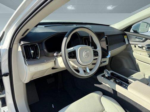 2026 Volvo XC90 B6 Ultra 7-Seater