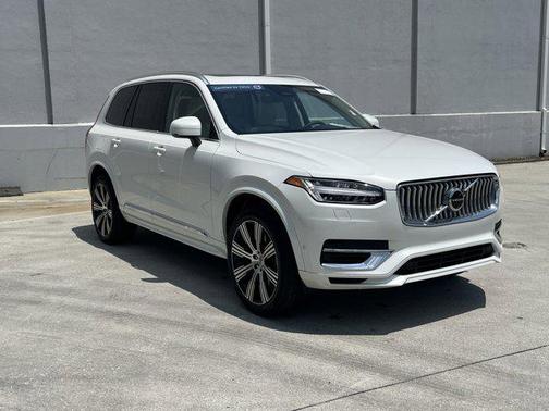 2024 Volvo XC90 Recharge Plug-In Hybrid T8 Plus Bright Theme 7-Seater
