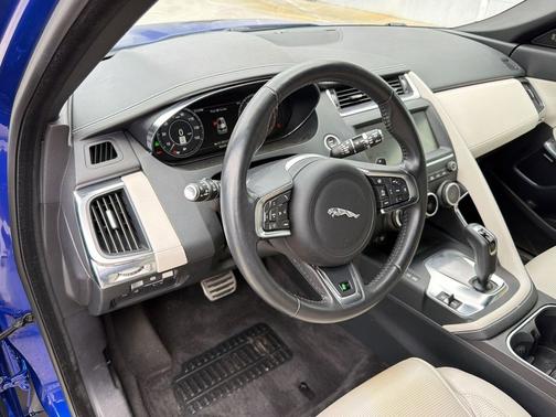 Caesium Blue Metallic 2019 Jaguar E-PACE R-Dynamic HSE