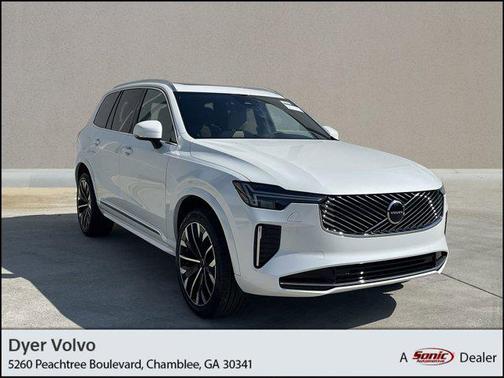 2025 Volvo XC90 B6 Core