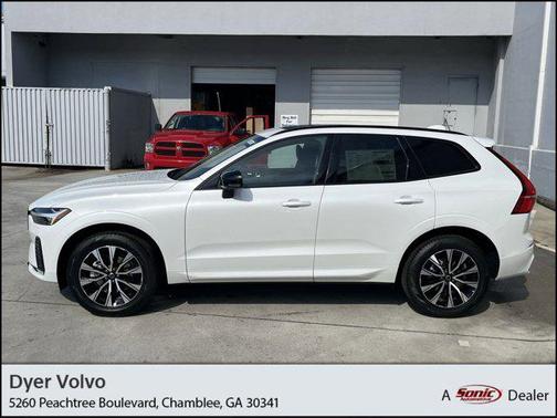2025 Volvo XC60 B5 Core