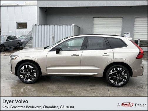 2026 Volvo XC60 B5 Plus