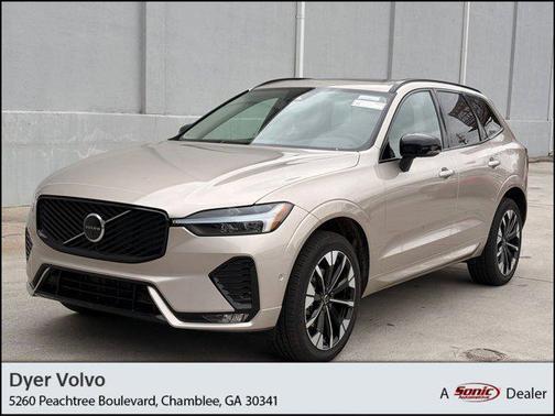 2026 Volvo XC60 B5 Plus
