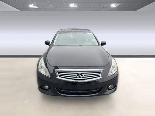 2011 INFINITI G25 Journey