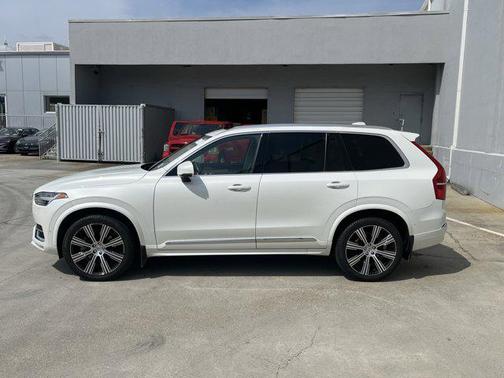 2023 Volvo XC90 B6 Ultimate 6-Seater