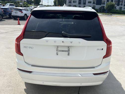 2023 Volvo XC90 B6 Ultimate 6-Seater