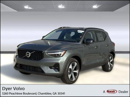 2026 Volvo XC40 B5 Plus