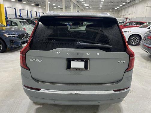 2025 Volvo XC90 Plug-In Hybrid T8 Ultra 7-Seater
