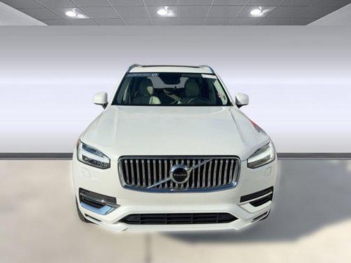 2021 Volvo XC90 Recharge Plug-In Hybrid T8 Inscription Expression 7 Passenger