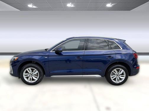 Navarra Blue Metallic 2023 Audi Q5 45 S line Premium