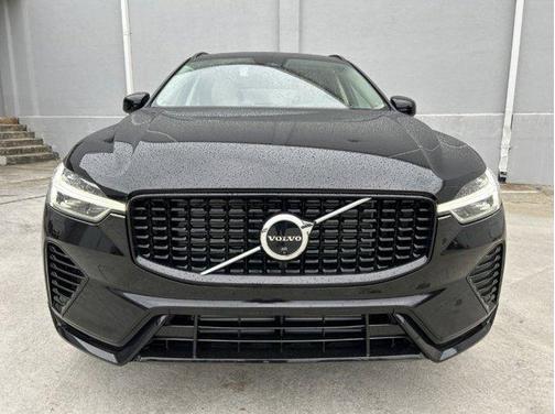 2025 Volvo XC60 Plug-In Hybrid Plus