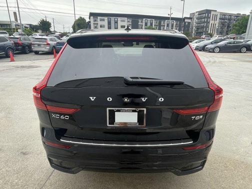 2025 Volvo XC60 Plug-In Hybrid T8 Plus