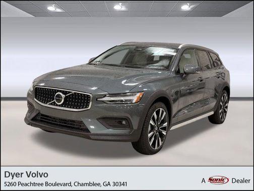 2026 Volvo V60 Cross Country B5 Ultra