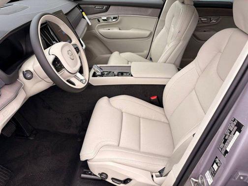 2026 Volvo XC90 Ultra, B6 AWD Gas (mild hybrid), Gasoline, Bright, 6 Seats