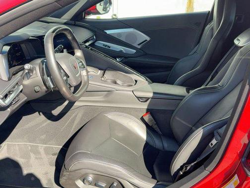 2021 Chevrolet Corvette Stingray w/2LT