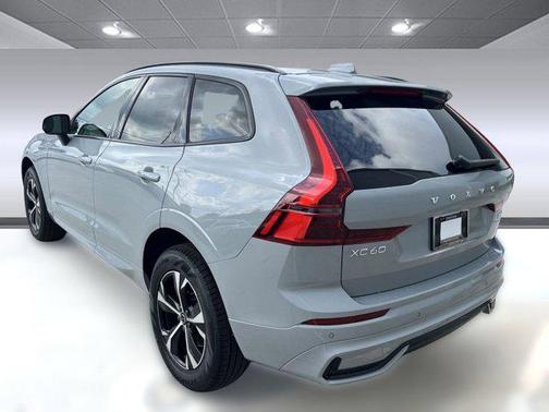 2026 Volvo XC60 B5 Core