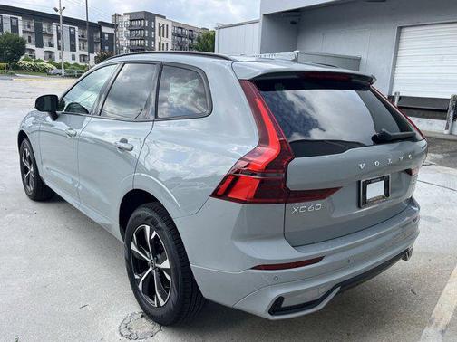 2026 Volvo XC60 B5 Core