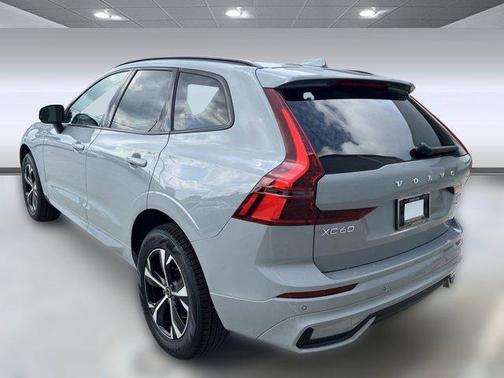 2026 Volvo XC60 B5 Core