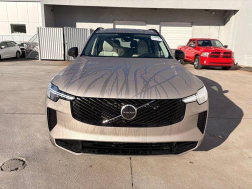 2026 Volvo XC90 B6 Ultra Dark Theme 7-Seater