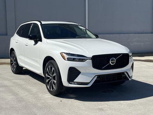 2025 Volvo XC60 B5 Core