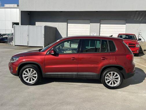 2014 Volkswagen Tiguan Auto SE