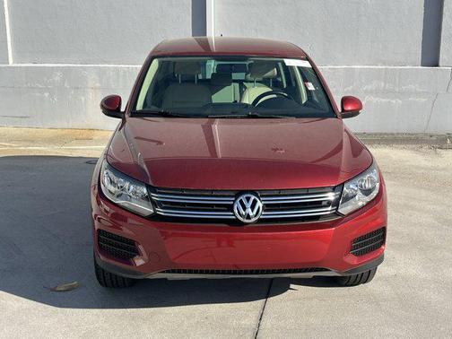 2014 Volkswagen Tiguan Auto SE