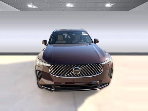 2026 Volvo XC90 B5 Core