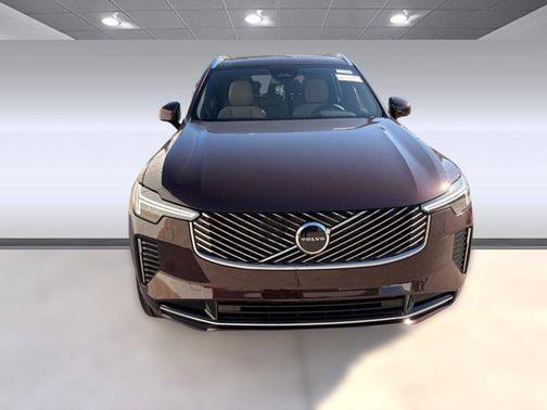 2026 Volvo XC90 B5 Core