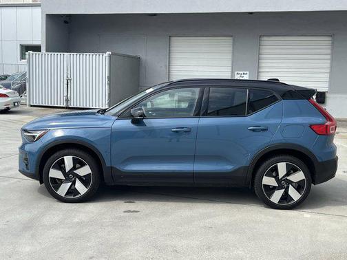 2023 Volvo XC40 Recharge Pure Electric Twin Ultimate