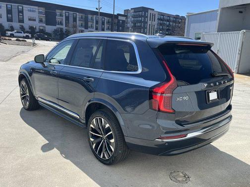 2025 Volvo XC90 Plug-In Hybrid T8 Ultra 7-Seater