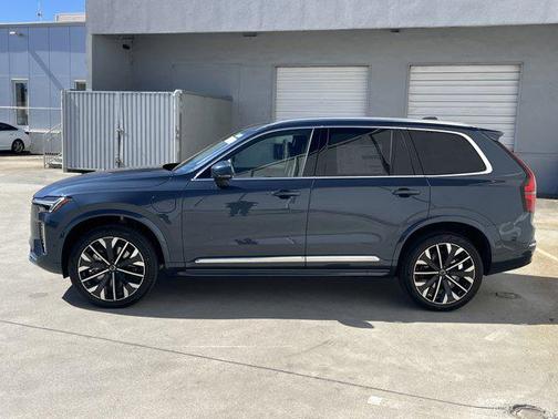 2025 Volvo XC90 Plug-In Hybrid T8 Ultra 7-Seater