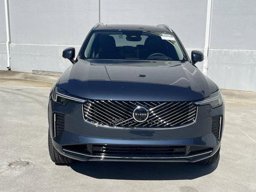 2025 Volvo XC90 Plug-In Hybrid T8 Ultra 7-Seater