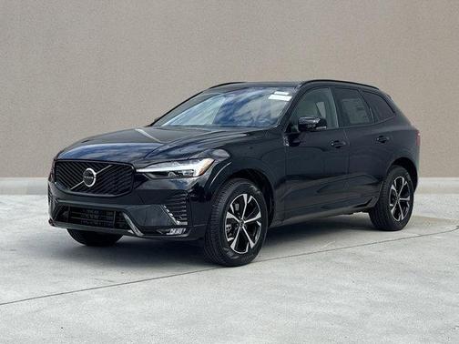 2026 Volvo XC60 B5 Core