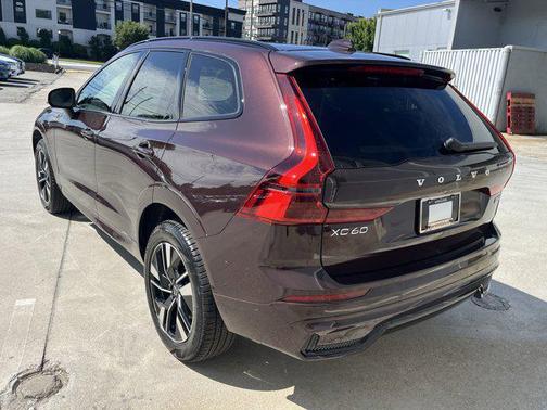 2026 Volvo XC60 B5 Core