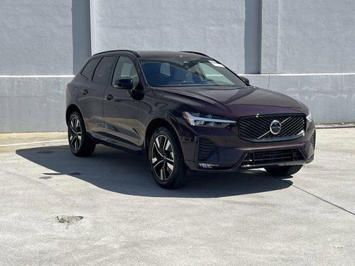 2026 Volvo XC60 B5 Core