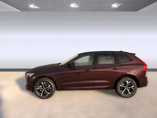 2026 Volvo XC60 B5 Core