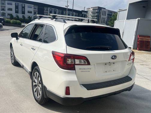 2017 Subaru Outback 2.5i Touring
